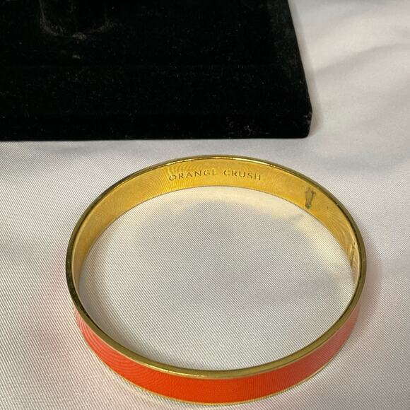 KATE SPADE NEW YORK GOLD TONE ORANGE CRUSH ENAMEL BANGLE BRACELET 3” - Picture 7 of 8